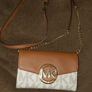 Michael kors mini purse